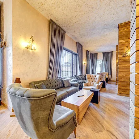 Apartahotel Grand 3*